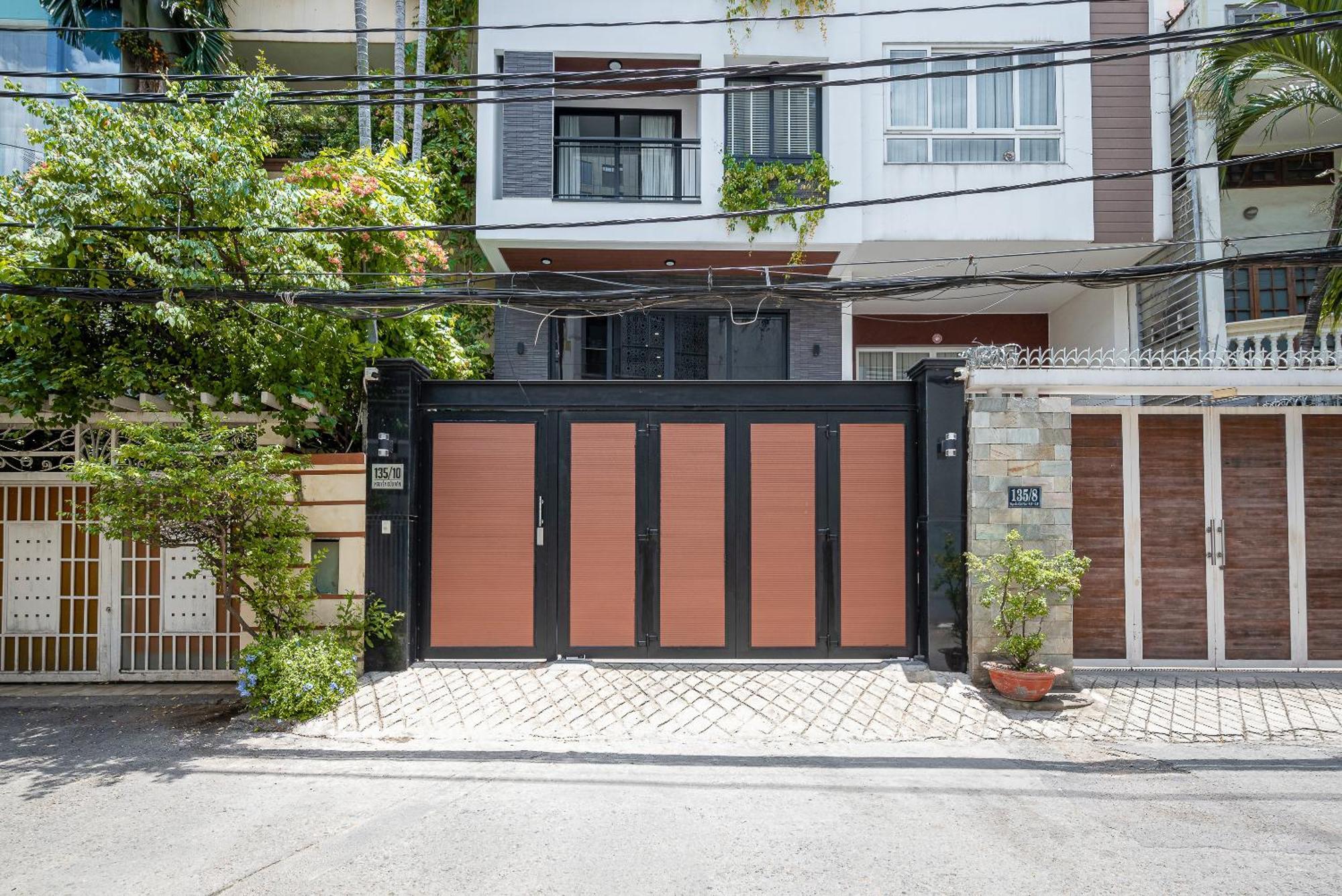 Cozrum Homes - Kena House Ho Chi Minh City Bagian luar foto